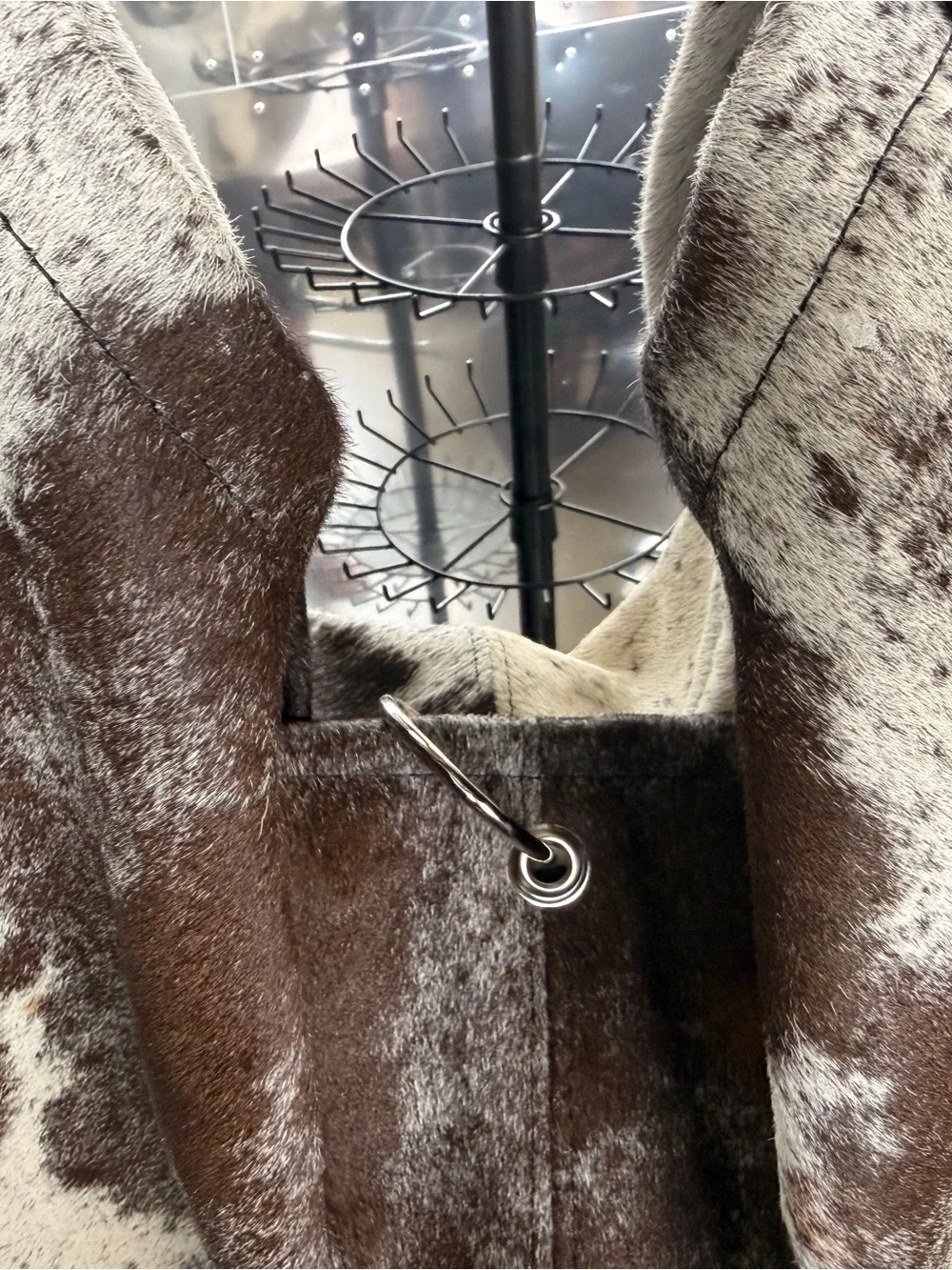 Le Febour No. 9 Cowhide
